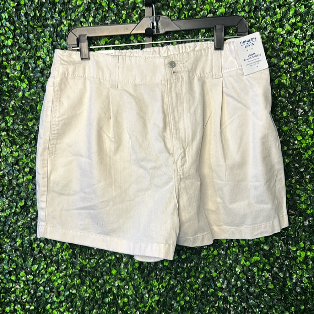 Khaki shorts